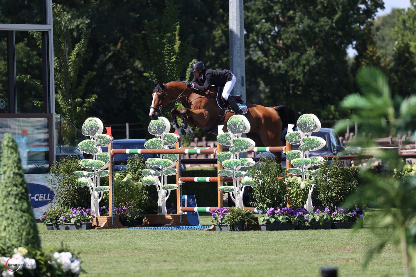 Julien Epaillard classe le GP LGCT / Kevin Staut classe à Valkenswaard