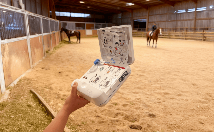 Défibrillateur LIFE AZ x COREN